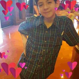 Meet your Posher, Victoria chairez